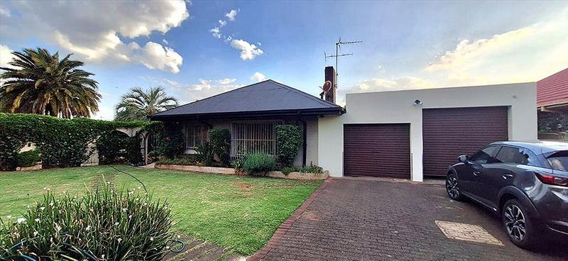 3 Bedroom Property for Sale in Parkdene Gauteng