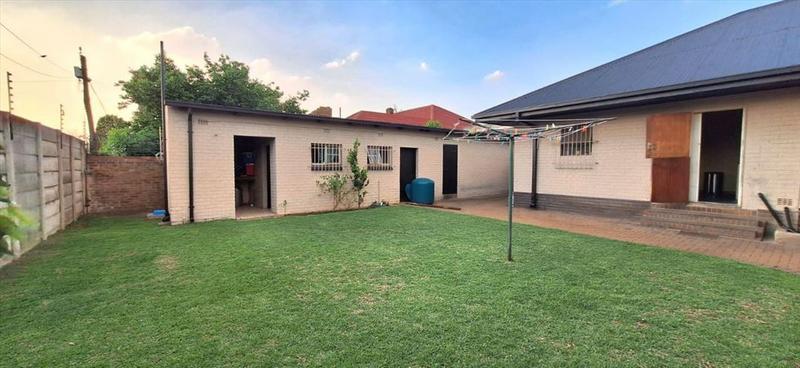 3 Bedroom Property for Sale in Parkdene Gauteng
