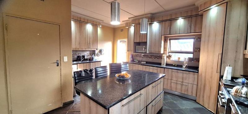 3 Bedroom Property for Sale in Parkdene Gauteng