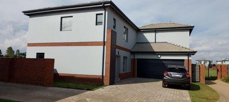4 Bedroom Property for Sale in Parkhaven Gauteng