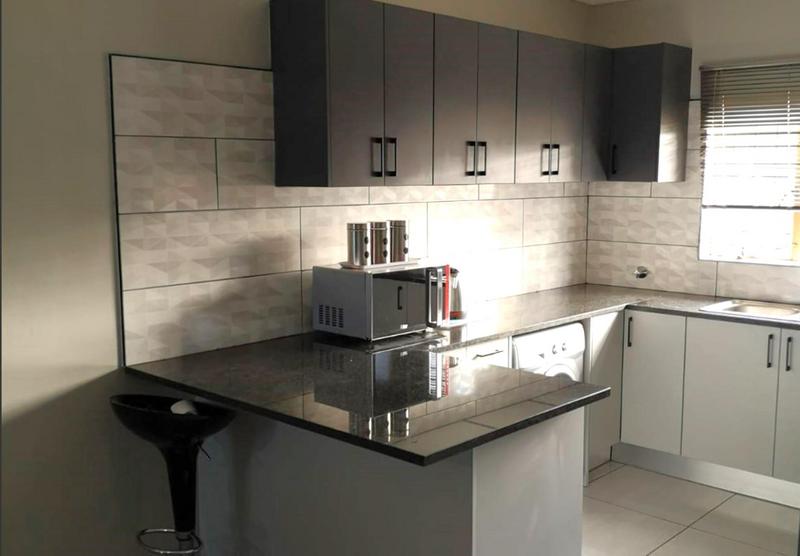 To Let 2 Bedroom Property for Rent in Pierre Van Ryneveld Gauteng