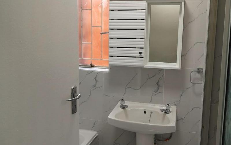 To Let 2 Bedroom Property for Rent in Pierre Van Ryneveld Gauteng