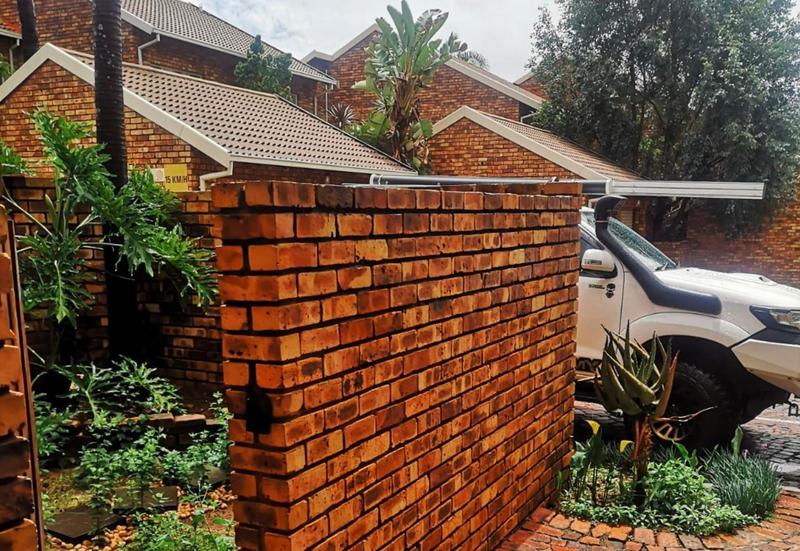 To Let 2 Bedroom Property for Rent in Pierre Van Ryneveld Gauteng