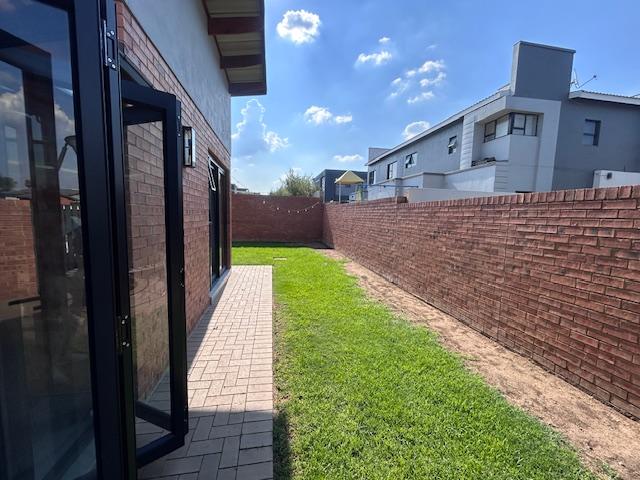 3 Bedroom Property for Sale in Six Fountains Residential Estate Gauteng
