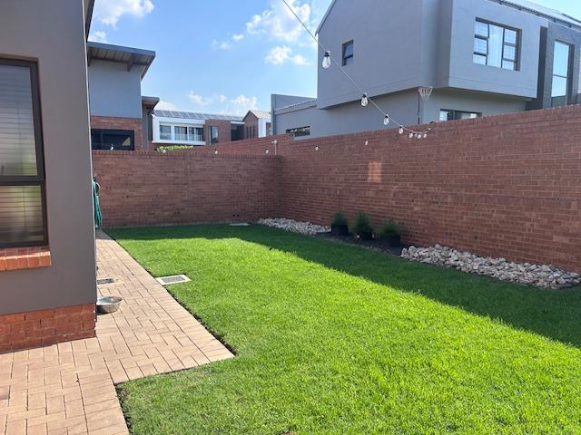 3 Bedroom Property for Sale in Six Fountains Residential Estate Gauteng