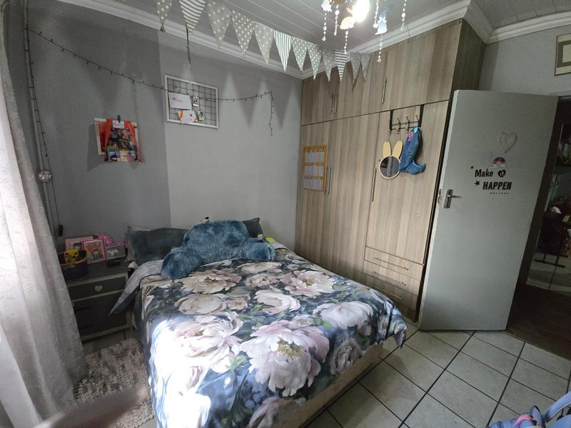 4 Bedroom Property for Sale in Vanderbijlpark Cw 6 Gauteng