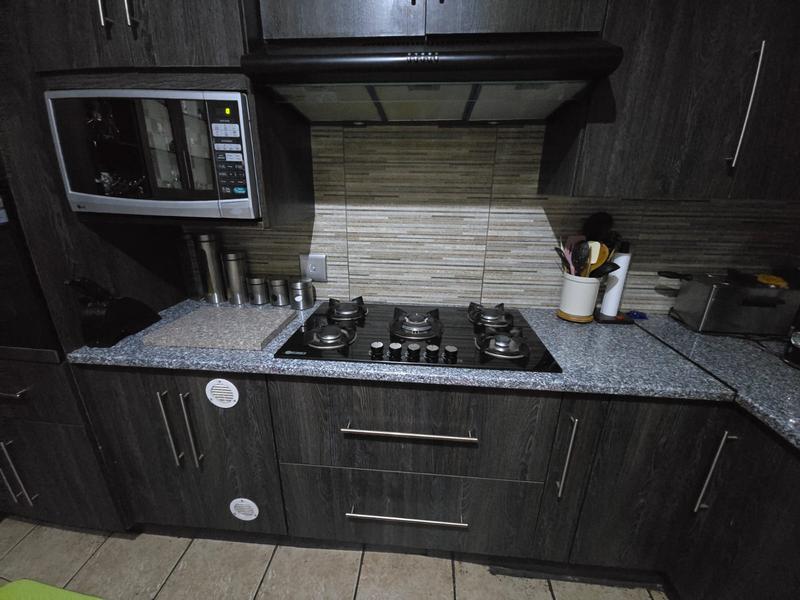 4 Bedroom Property for Sale in Vanderbijlpark Cw 6 Gauteng