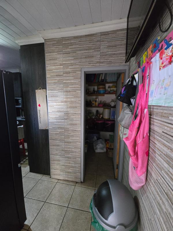 4 Bedroom Property for Sale in Vanderbijlpark Cw 6 Gauteng