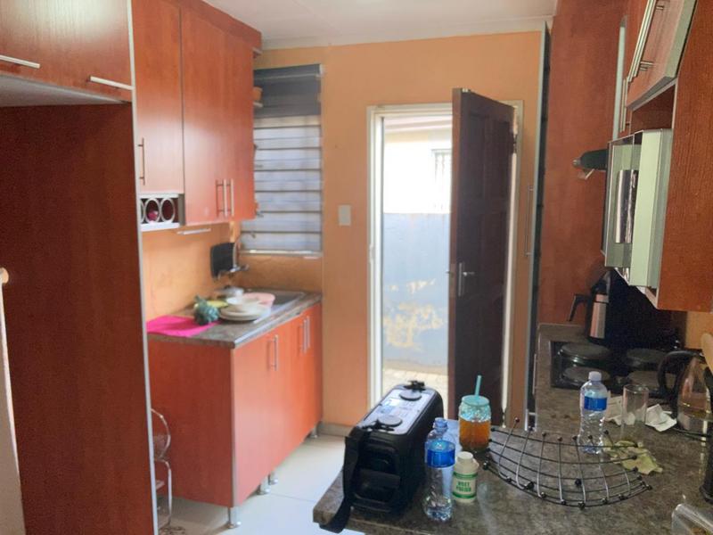 3 Bedroom Property for Sale in Windmill Park Gauteng