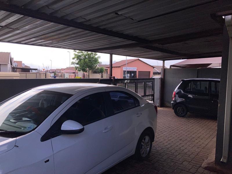 3 Bedroom Property for Sale in Windmill Park Gauteng