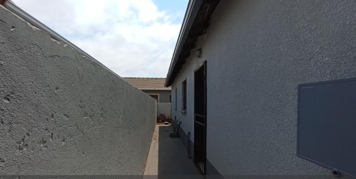 3 Bedroom Property for Sale in Windmill Park Gauteng
