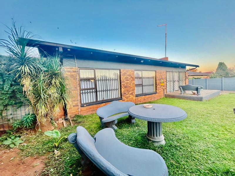 3 Bedroom Property for Sale in Vanderbijlpark CW Gauteng