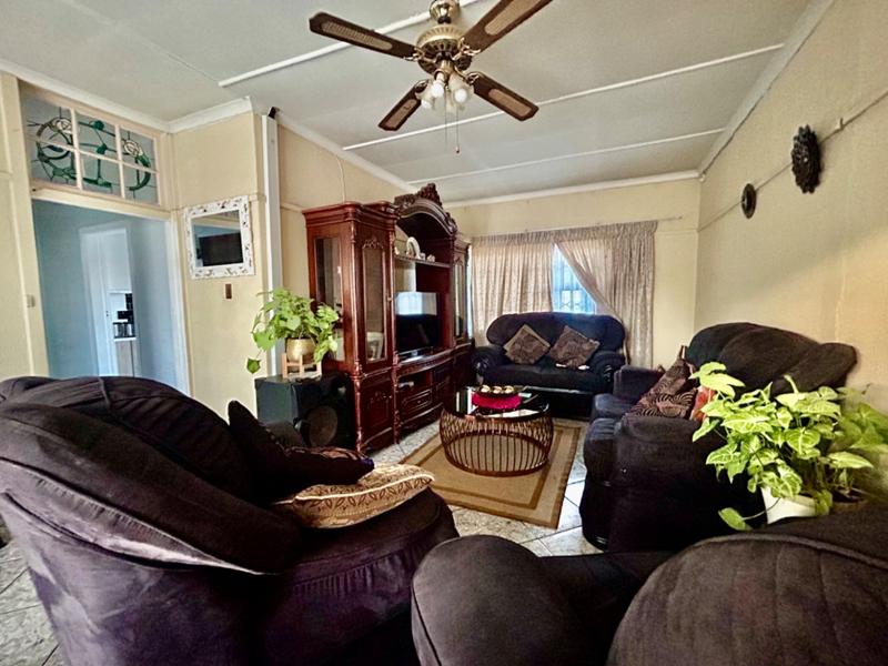 3 Bedroom Property for Sale in Vanderbijlpark CW Gauteng