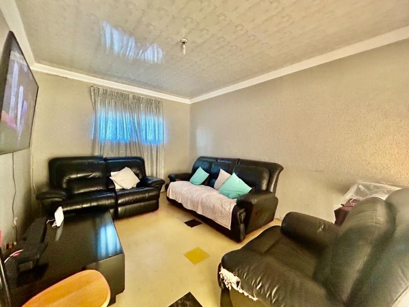 4 Bedroom Property for Sale in Vanderbijlpark CW 4 Gauteng