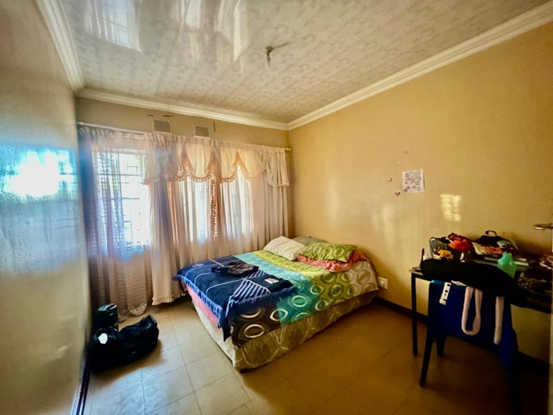 4 Bedroom Property for Sale in Vanderbijlpark CW 4 Gauteng
