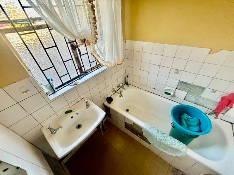 4 Bedroom Property for Sale in Vanderbijlpark CW 4 Gauteng