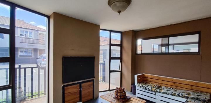 2 Bedroom Property for Sale in Van Dyk Park Gauteng