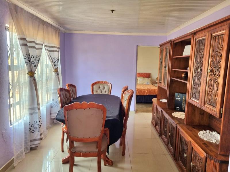 6 Bedroom Property for Sale in Vosloorus Gauteng