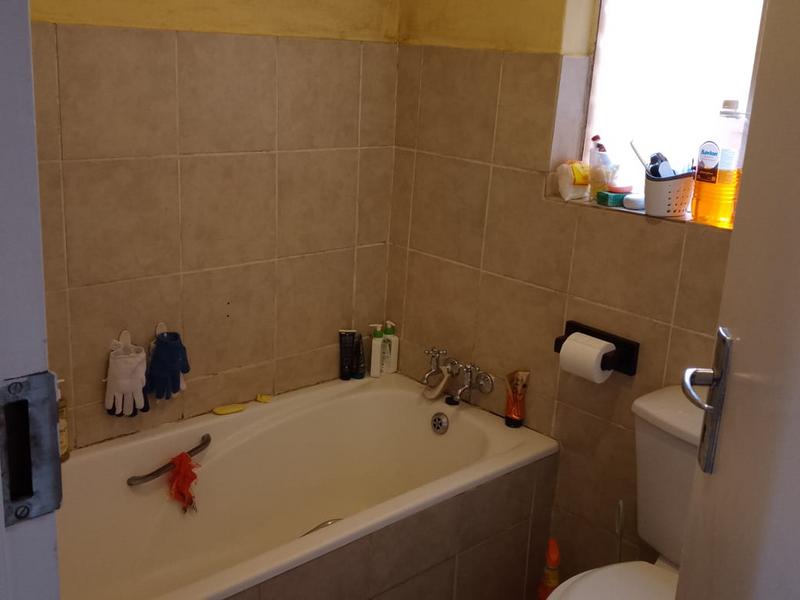 2 Bedroom Property for Sale in Amandasig Gauteng