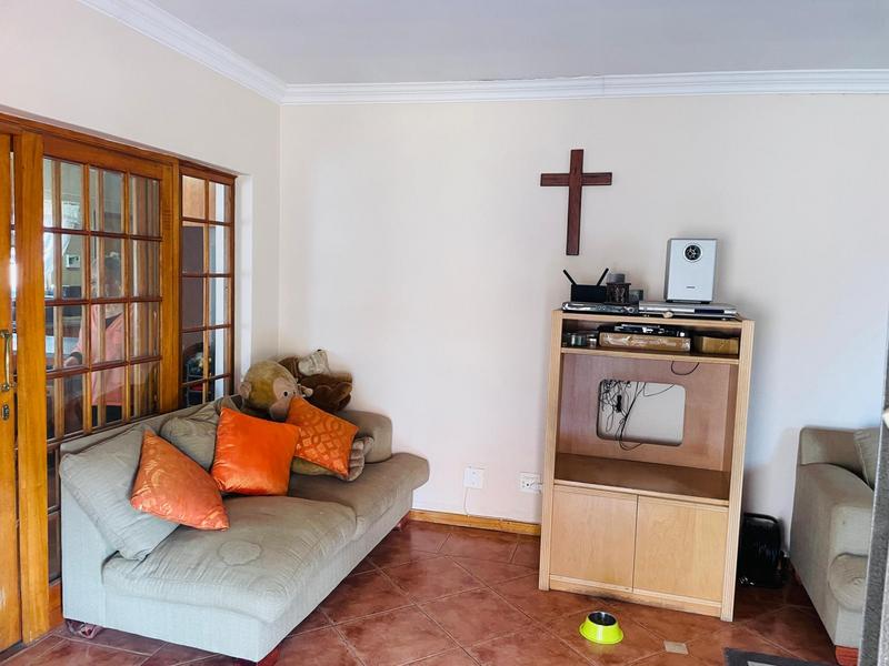 3 Bedroom Property for Sale in Heatherview Gauteng