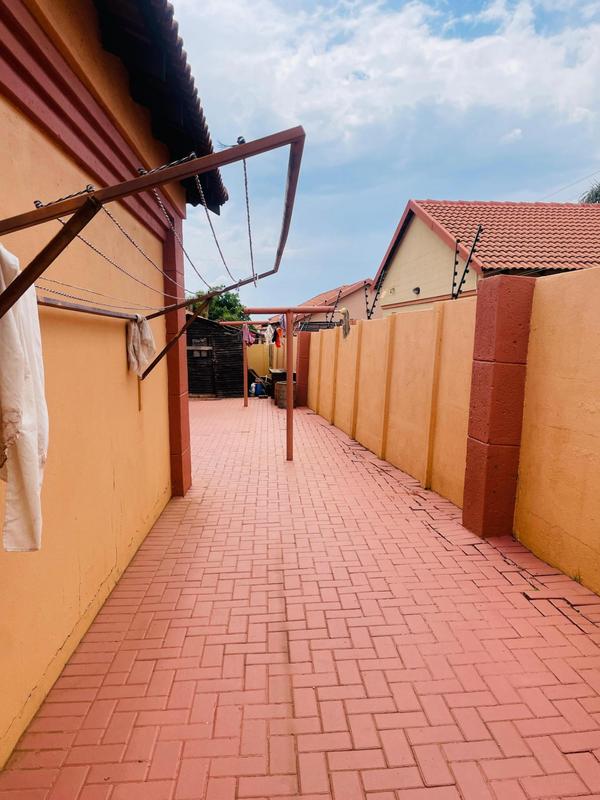 3 Bedroom Property for Sale in Heatherview Gauteng