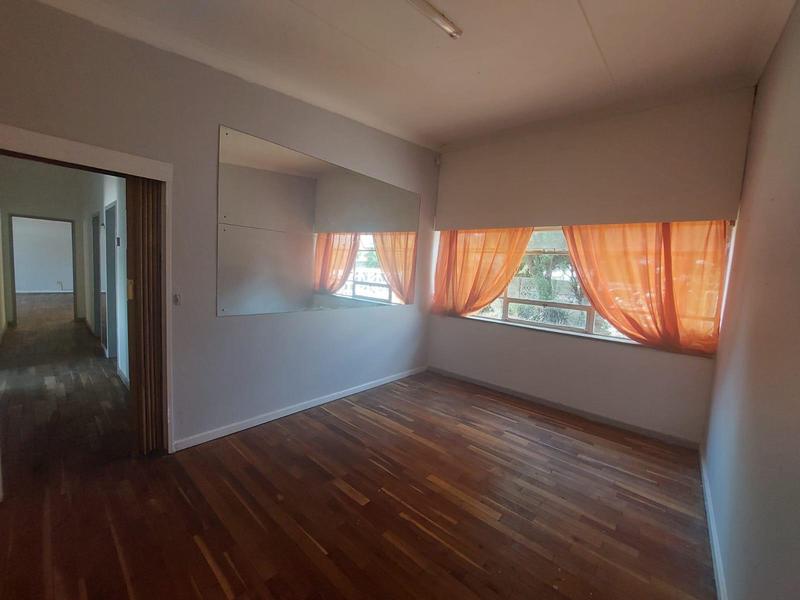 5 Bedroom Property for Sale in Brenthurst Gauteng