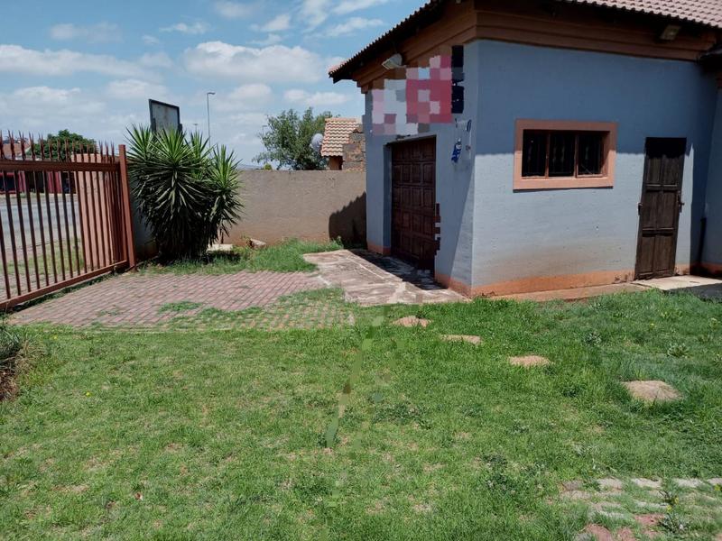 3 Bedroom Property for Sale in Vosloorus Gauteng