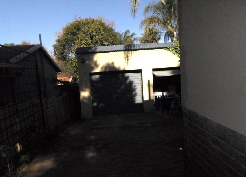 3 Bedroom Property for Sale in Lyndhurst Gauteng