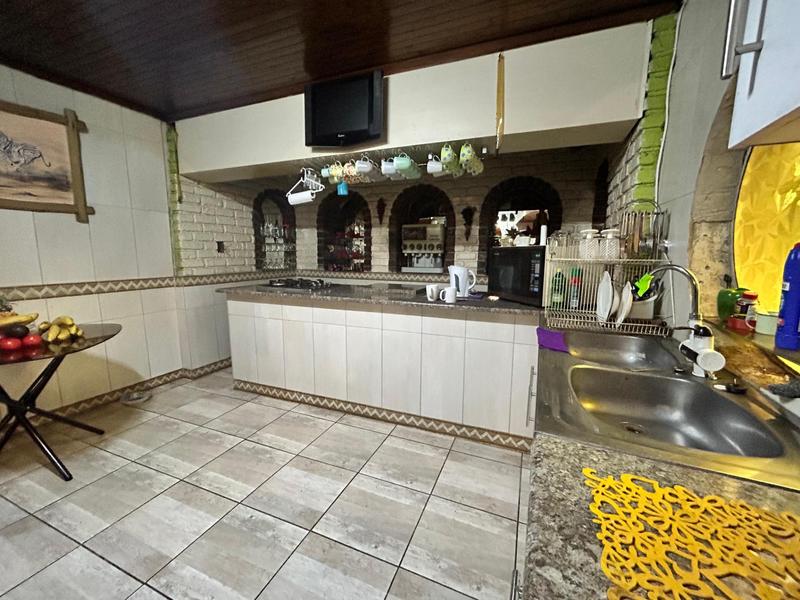 6 Bedroom Property for Sale in Benoni AH Gauteng