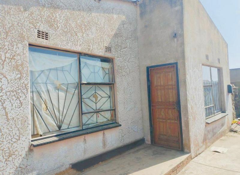 2 Bedroom Property for Sale in Tokoza Gauteng