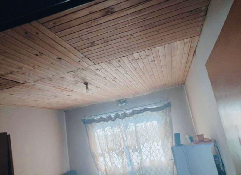 2 Bedroom Property for Sale in Tokoza Gauteng