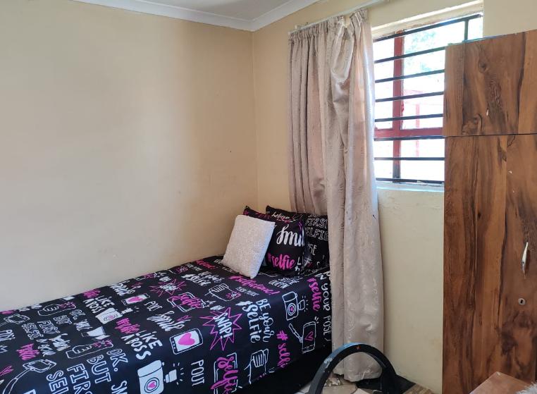 9 Bedroom Property for Sale in Jan Hofmeyer Gauteng