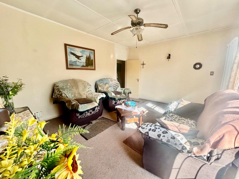 2 Bedroom Property for Sale in Vanderbijlpark CW Gauteng