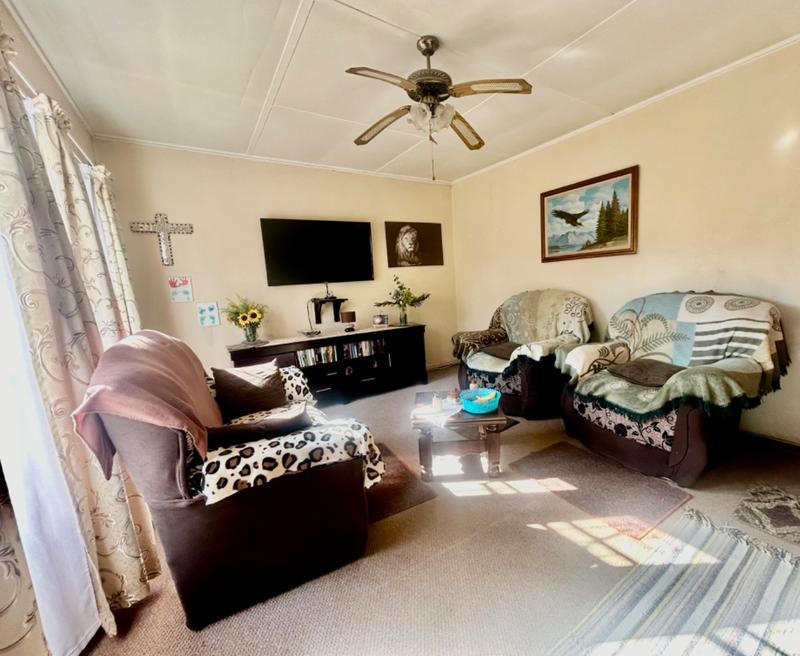 2 Bedroom Property for Sale in Vanderbijlpark CW Gauteng