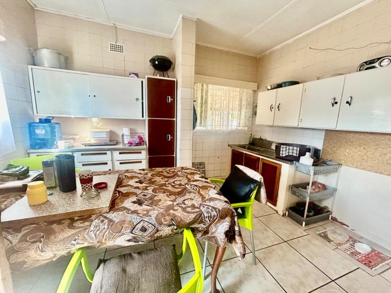2 Bedroom Property for Sale in Vanderbijlpark CW Gauteng