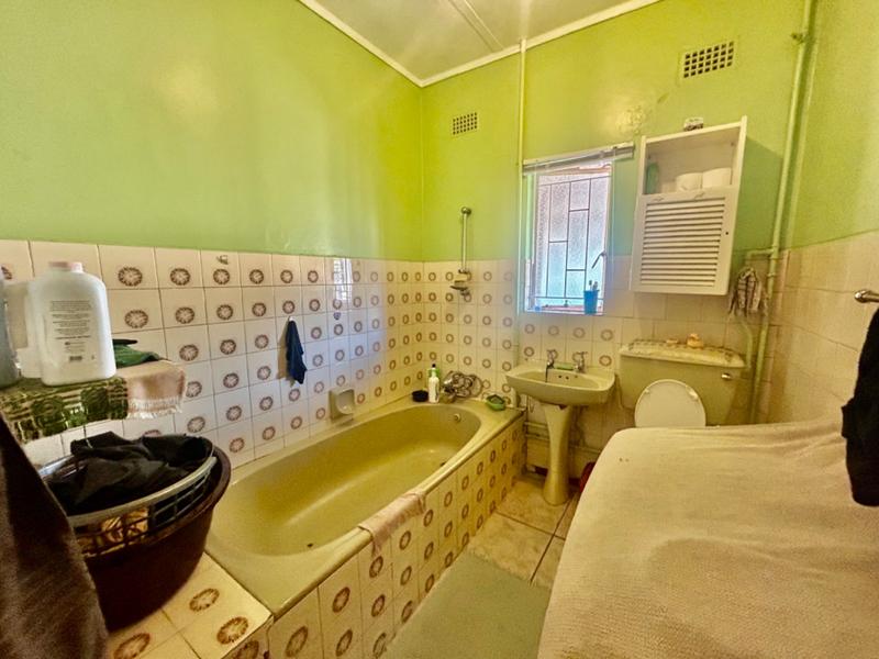 2 Bedroom Property for Sale in Vanderbijlpark CW Gauteng