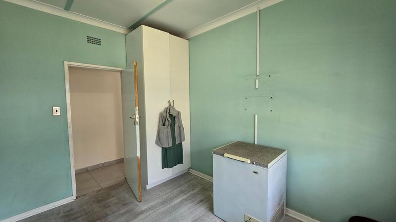 To Let 3 Bedroom Property for Rent in Mondeor Gauteng