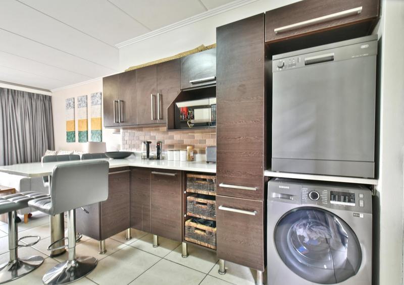 2 Bedroom Property for Sale in Glenvista Gauteng