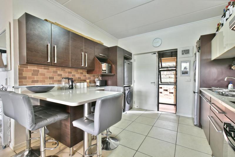 2 Bedroom Property for Sale in Glenvista Gauteng