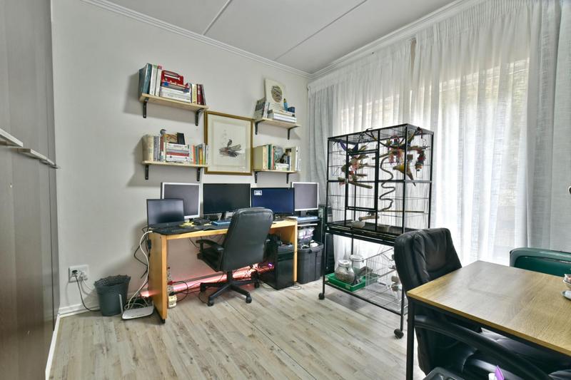 2 Bedroom Property for Sale in Glenvista Gauteng