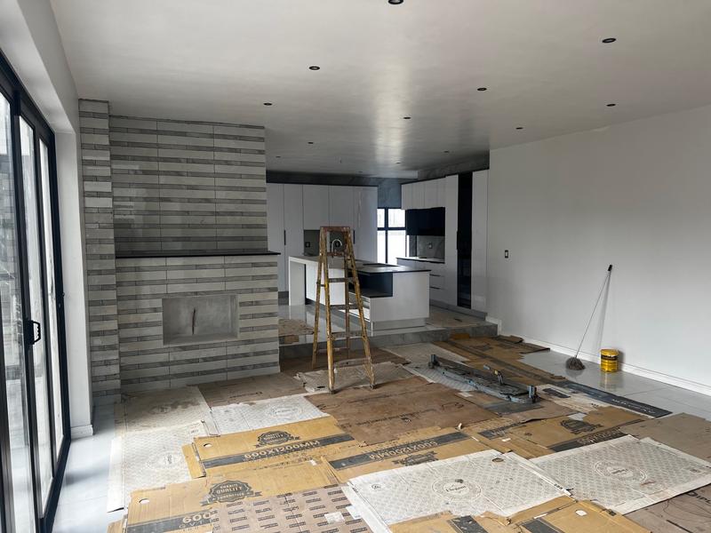 6 Bedroom Property for Sale in Midstream Heights Gauteng