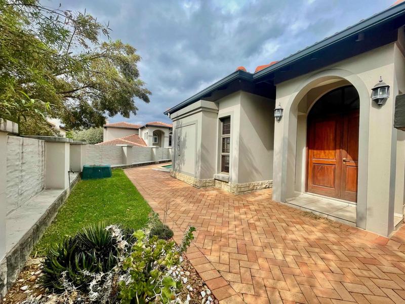 To Let 3 Bedroom Property for Rent in Bryanston Gauteng