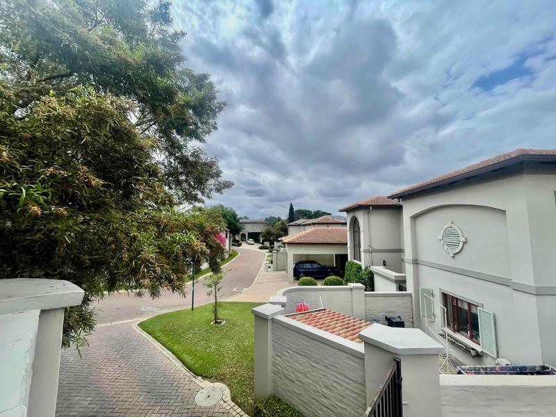 To Let 3 Bedroom Property for Rent in Bryanston Gauteng