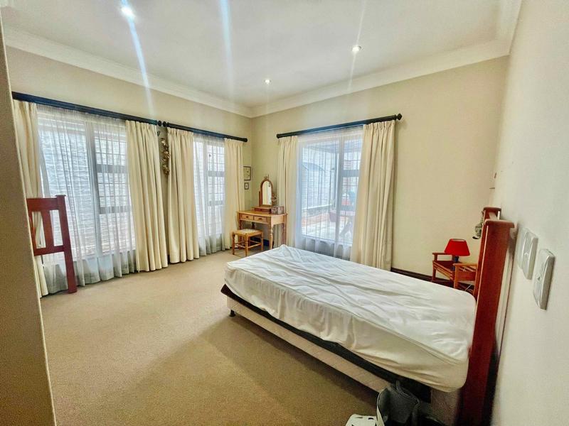To Let 3 Bedroom Property for Rent in Bryanston Gauteng