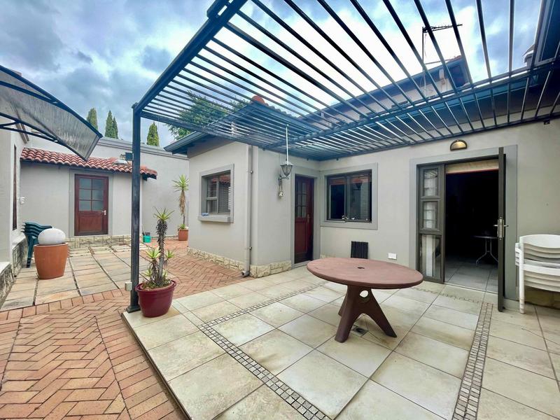To Let 3 Bedroom Property for Rent in Bryanston Gauteng