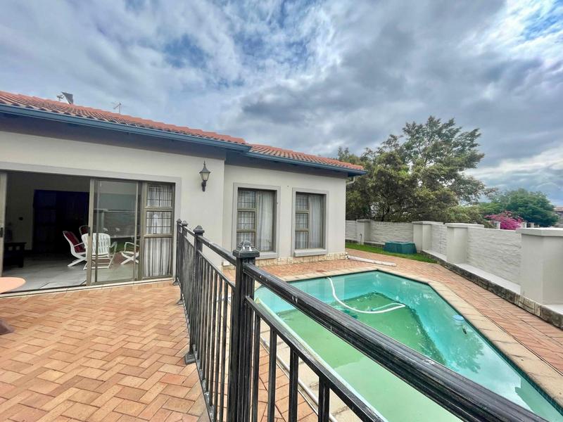 To Let 3 Bedroom Property for Rent in Bryanston Gauteng