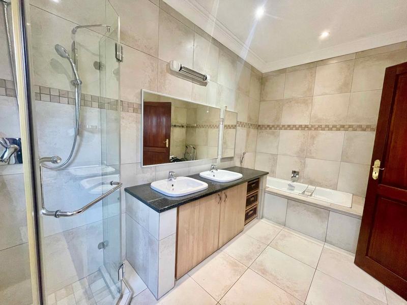 To Let 3 Bedroom Property for Rent in Bryanston Gauteng