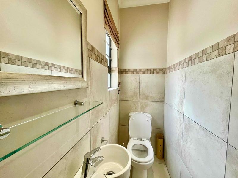 To Let 3 Bedroom Property for Rent in Bryanston Gauteng