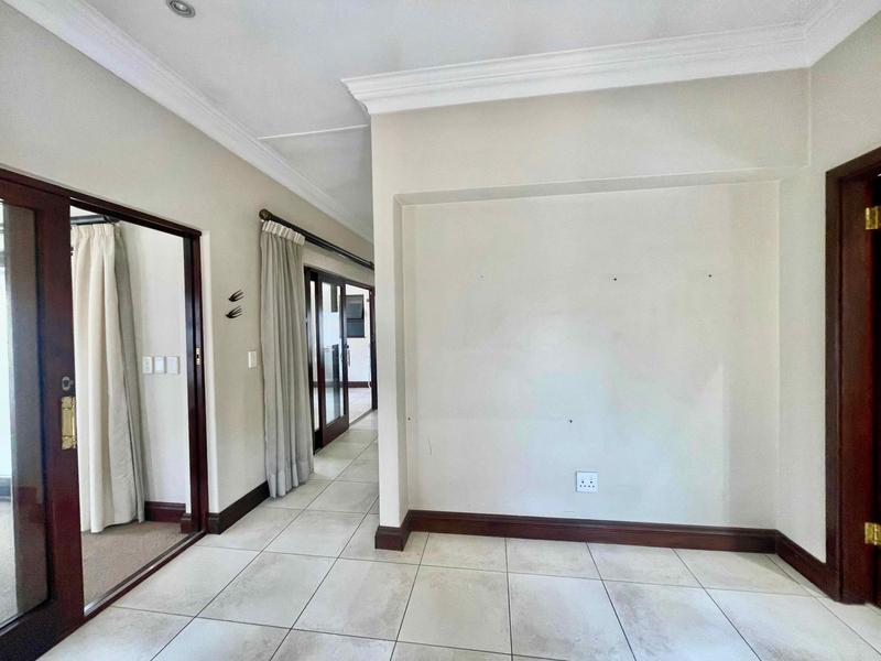To Let 3 Bedroom Property for Rent in Bryanston Gauteng