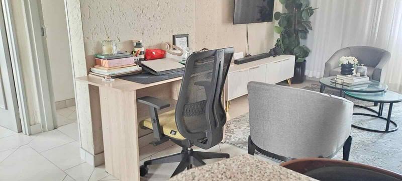 To Let 2 Bedroom Property for Rent in Paulshof Gauteng